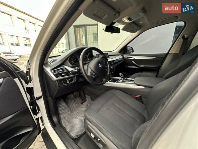 Белый БМВ Х5, объемом двигателя 2 л и пробегом 116 тыс. км за 28500 $, фото 11 на Automoto.ua