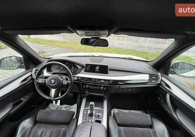 Білий БМВ Х5, об'ємом двигуна 2 л та пробігом 166 тис. км за 28000 $, фото 36 на Automoto.ua