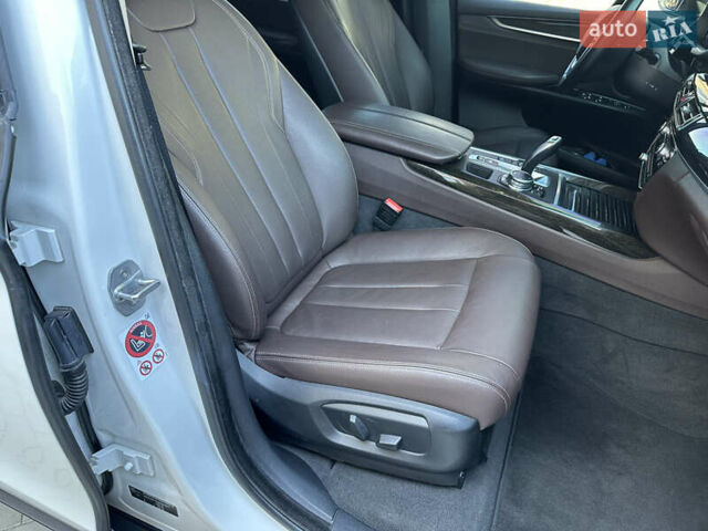 Белый БМВ Х5, объемом двигателя 2 л и пробегом 225 тыс. км за 25300 $, фото 54 на Automoto.ua