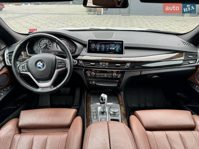 Белый БМВ Х5, объемом двигателя 2.98 л и пробегом 130 тыс. км за 28700 $, фото 17 на Automoto.ua