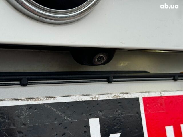 Білий БМВ Х5, об'ємом двигуна 2 л та пробігом 95 тис. км за 29990 $, фото 8 на Automoto.ua