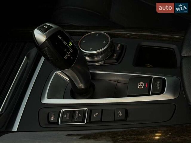 Белый БМВ Х5, объемом двигателя 2.98 л и пробегом 190 тыс. км за 28000 $, фото 14 на Automoto.ua