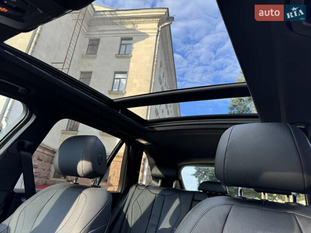 Белый БМВ Х5, объемом двигателя 2 л и пробегом 170 тыс. км за 26000 $, фото 27 на Automoto.ua