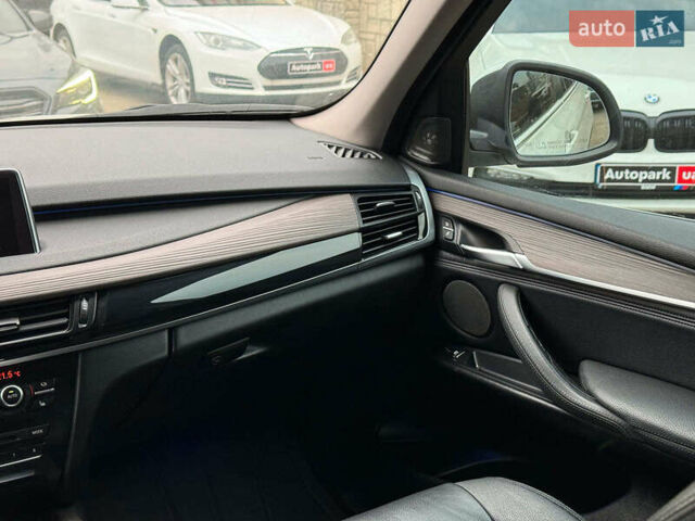 Белый БМВ Х5, объемом двигателя 2 л и пробегом 95 тыс. км за 29990 $, фото 35 на Automoto.ua