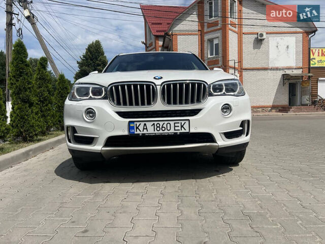 Білий БМВ Х5, об'ємом двигуна 2.98 л та пробігом 105 тис. км за 25000 $, фото 11 на Automoto.ua