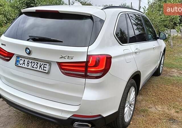 Белый БМВ Х5, объемом двигателя 2 л и пробегом 153 тыс. км за 39950 $, фото 4 на Automoto.ua