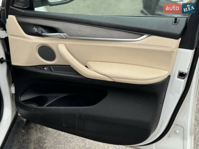 Белый БМВ Х5, объемом двигателя 2 л и пробегом 187 тыс. км за 19999 $, фото 12 на Automoto.ua