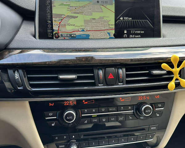 Белый БМВ Х5, объемом двигателя 3 л и пробегом 211 тыс. км за 28999 $, фото 35 на Automoto.ua