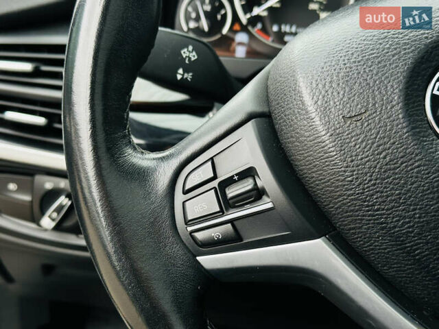 Белый БМВ Х5, объемом двигателя 3 л и пробегом 92 тыс. км за 23500 $, фото 30 на Automoto.ua