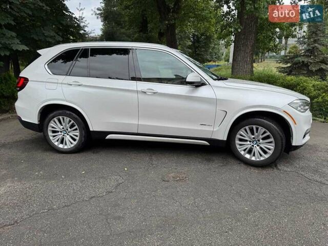 Белый БМВ Х5, объемом двигателя 3 л и пробегом 184 тыс. км за 30790 $, фото 3 на Automoto.ua