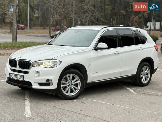 Білий БМВ Х5, об'ємом двигуна 2 л та пробігом 130 тис. км за 29500 $, фото 1 на Automoto.ua
