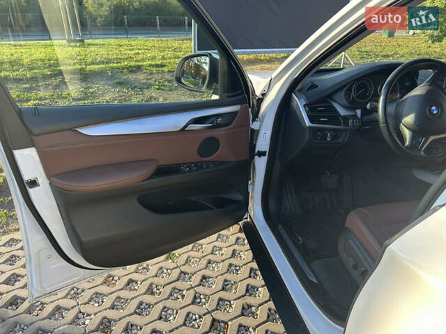 Белый БМВ Х5, объемом двигателя 2 л и пробегом 94 тыс. км за 34900 $, фото 20 на Automoto.ua