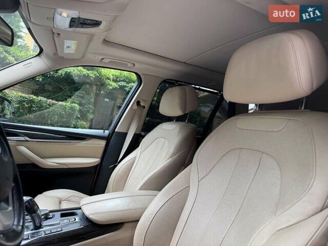 Белый БМВ Х5, объемом двигателя 3 л и пробегом 184 тыс. км за 30790 $, фото 15 на Automoto.ua