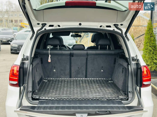 Белый БМВ Х5, объемом двигателя 3 л и пробегом 92 тыс. км за 23500 $, фото 11 на Automoto.ua