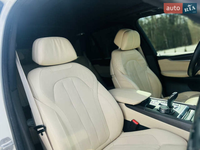 Білий БМВ Х5, об'ємом двигуна 2 л та пробігом 155 тис. км за 30999 $, фото 25 на Automoto.ua