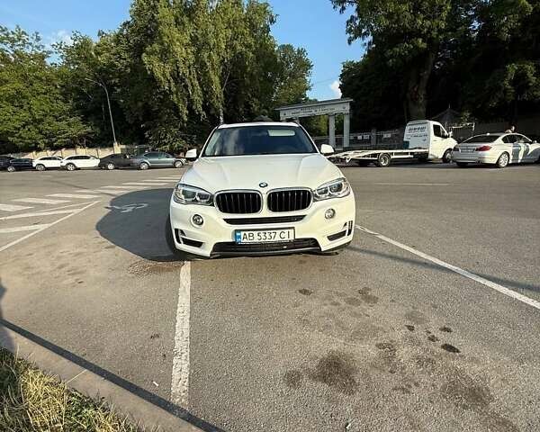 Белый БМВ Х5, объемом двигателя 2 л и пробегом 83 тыс. км за 37000 $, фото 7 на Automoto.ua