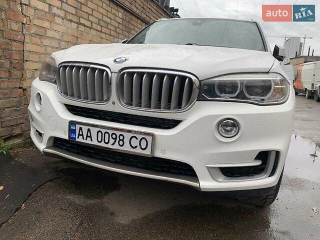 Білий БМВ Х5, об'ємом двигуна 2 л та пробігом 148 тис. км за 27900 $, фото 2 на Automoto.ua