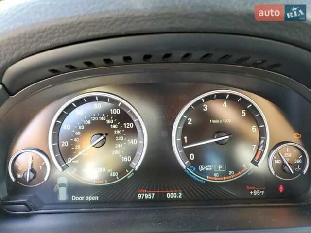 Білий БМВ Х5, об'ємом двигуна 2.98 л та пробігом 157 тис. км за 5600 $, фото 8 на Automoto.ua