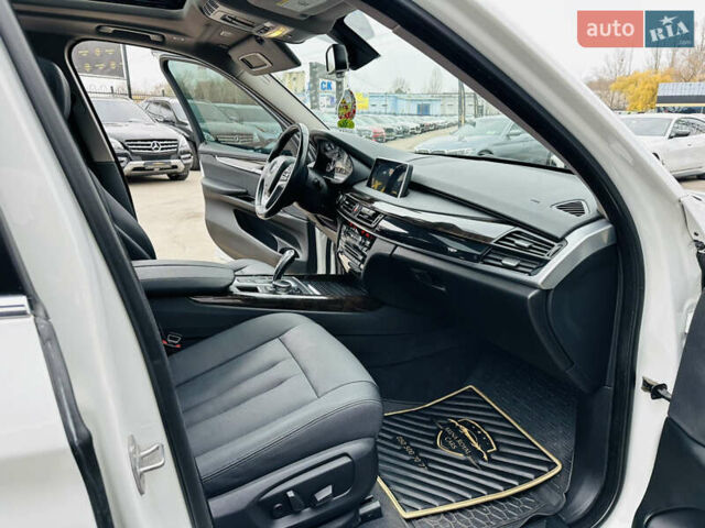 Белый БМВ Х5, объемом двигателя 3 л и пробегом 92 тыс. км за 23500 $, фото 24 на Automoto.ua