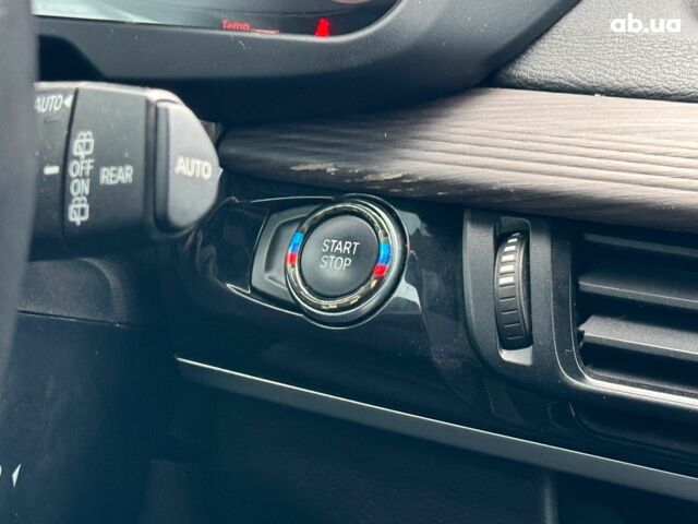 Білий БМВ Х5, об'ємом двигуна 2 л та пробігом 95 тис. км за 29990 $, фото 35 на Automoto.ua