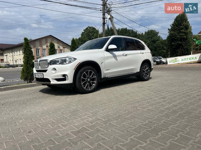 Білий БМВ Х5, об'ємом двигуна 2.98 л та пробігом 105 тис. км за 25000 $, фото 12 на Automoto.ua