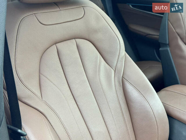 Белый БМВ Х5, объемом двигателя 2.98 л и пробегом 130 тыс. км за 28700 $, фото 32 на Automoto.ua