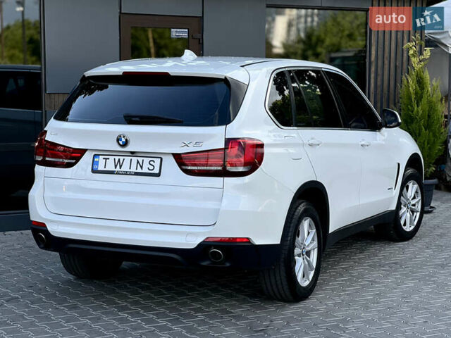 Белый БМВ Х5, объемом двигателя 2 л и пробегом 106 тыс. км за 27900 $, фото 3 на Automoto.ua