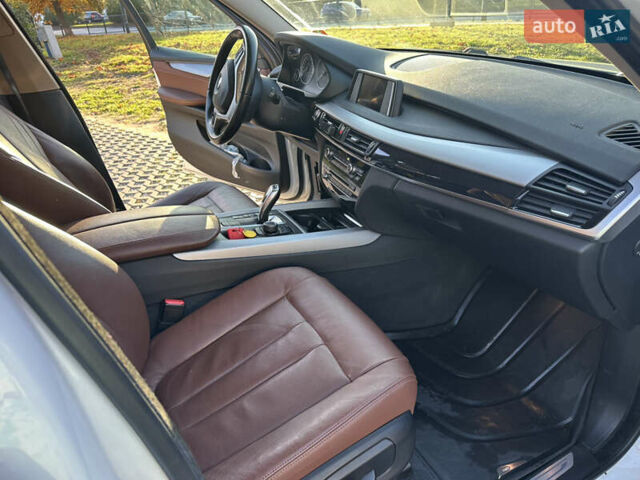 Белый БМВ Х5, объемом двигателя 2 л и пробегом 94 тыс. км за 34900 $, фото 21 на Automoto.ua