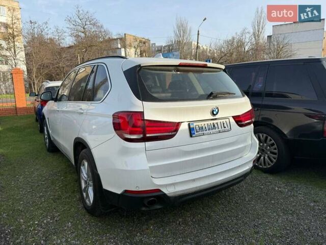Белый БМВ Х5, объемом двигателя 2 л и пробегом 108 тыс. км за 25500 $, фото 3 на Automoto.ua