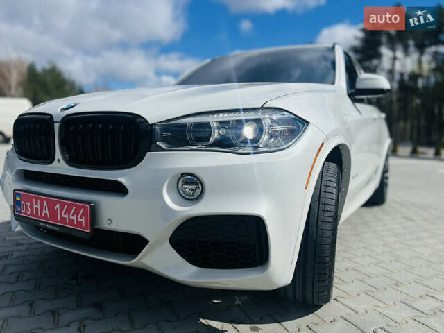 Білий БМВ Х5, об'ємом двигуна 2 л та пробігом 155 тис. км за 30999 $, фото 5 на Automoto.ua