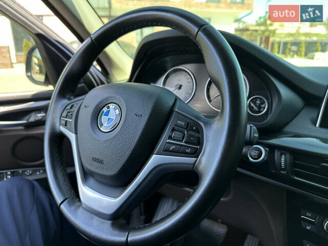 Белый БМВ Х5, объемом двигателя 2 л и пробегом 225 тыс. км за 25300 $, фото 70 на Automoto.ua