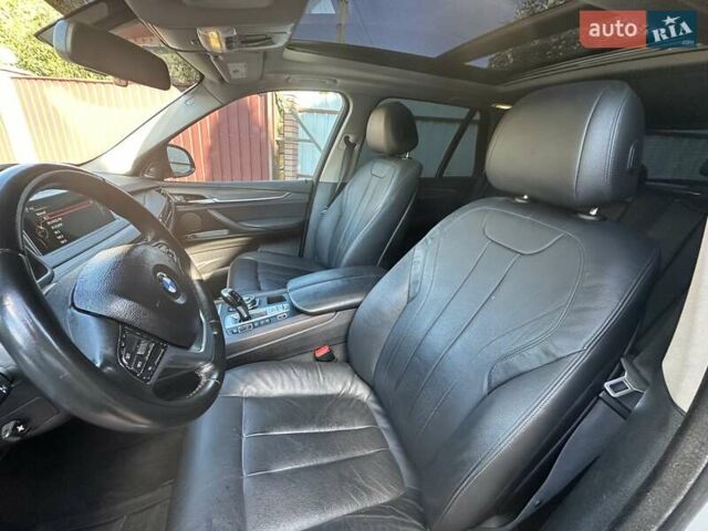 БМВ Х5 2016 в Виннице на Automoto.ua Белый БМВ Х5, объемом двигателя 2 л и пробегом 95 тыс. км за 31000 $, фото 26 на Automoto.ua