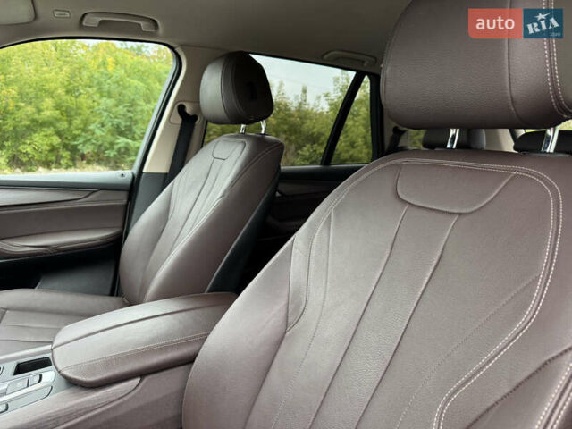 БМВ Х5 2016 в Тернополе на Automoto.ua Белый БМВ Х5, объемом двигателя 2 л и пробегом 137 тыс. км за 30500 $, фото 24 на Automoto.ua