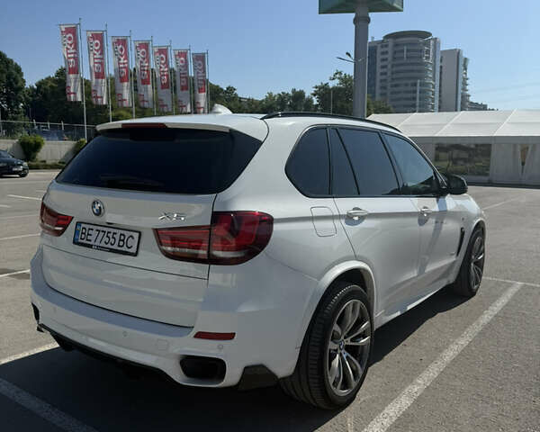 Белый БМВ Х5, объемом двигателя 2.99 л и пробегом 176 тыс. км за 42000 $, фото 2 на Automoto.ua