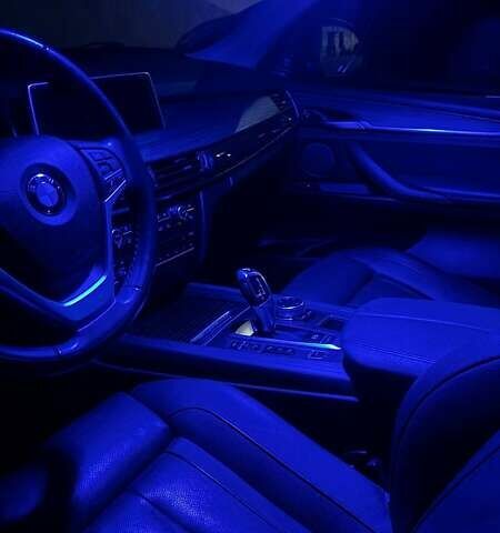 Белый БМВ Х5, объемом двигателя 2 л и пробегом 206 тыс. км за 26999 $, фото 76 на Automoto.ua