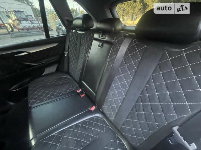 Білий БМВ Х5, об'ємом двигуна 2 л та пробігом 158 тис. км за 26000 $, фото 29 на Automoto.ua