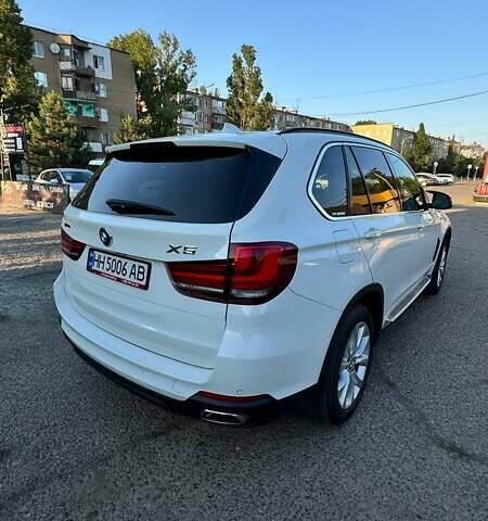 Белый БМВ Х5, объемом двигателя 2 л и пробегом 206 тыс. км за 26999 $, фото 18 на Automoto.ua