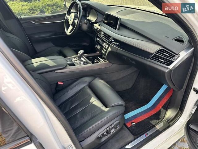 Белый БМВ Х5, объемом двигателя 3 л и пробегом 128 тыс. км за 37500 $, фото 7 на Automoto.ua