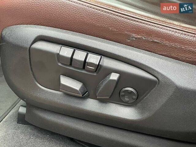 Белый БМВ Х5, объемом двигателя 3 л и пробегом 186 тыс. км за 21400 $, фото 9 на Automoto.ua