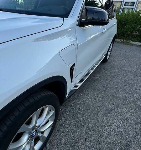 Белый БМВ Х5, объемом двигателя 2 л и пробегом 206 тыс. км за 26999 $, фото 33 на Automoto.ua