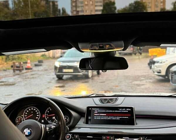 Белый БМВ Х5, объемом двигателя 4.39 л и пробегом 200 тыс. км за 49999 $, фото 6 на Automoto.ua