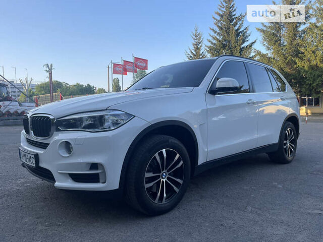 Білий БМВ Х5, об'ємом двигуна 2 л та пробігом 158 тис. км за 26000 $, фото 8 на Automoto.ua