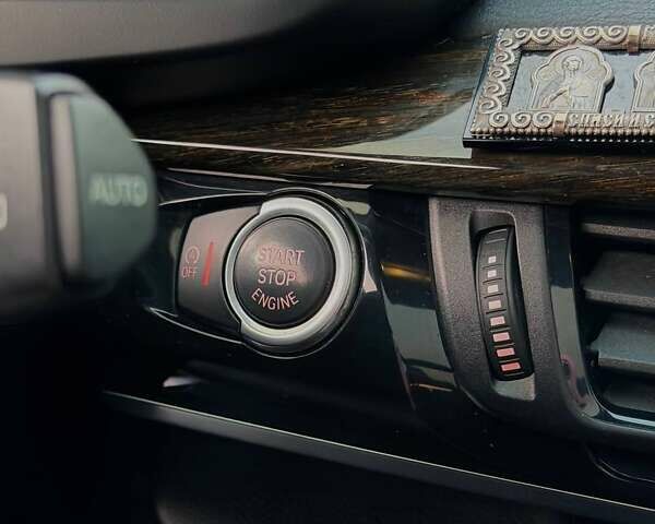 Белый БМВ Х5, объемом двигателя 2.98 л и пробегом 190 тыс. км за 28000 $, фото 12 на Automoto.ua