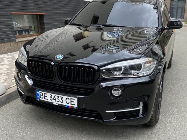 Белый БМВ Х5, объемом двигателя 2 л и пробегом 204 тыс. км за 23000 $, фото 1 на Automoto.ua