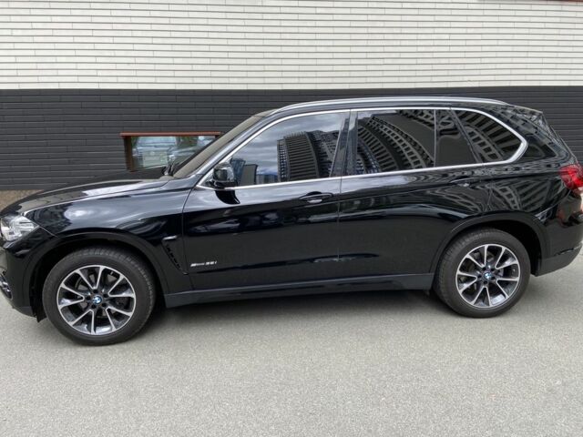 Белый БМВ Х5, объемом двигателя 2 л и пробегом 204 тыс. км за 23000 $, фото 4 на Automoto.ua