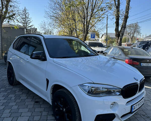 Белый БМВ Х5, объемом двигателя 4.4 л и пробегом 170 тыс. км за 26000 $, фото 8 на Automoto.ua
