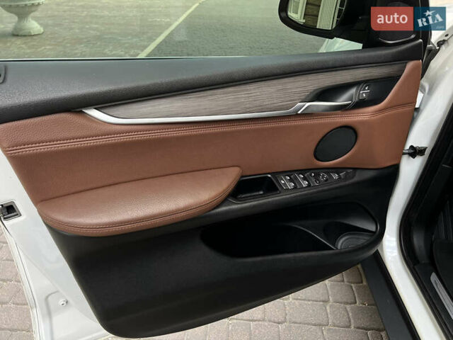 Белый БМВ Х5, объемом двигателя 2 л и пробегом 133 тыс. км за 37000 $, фото 20 на Automoto.ua