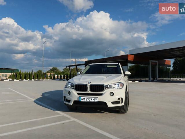 Белый БМВ Х5, объемом двигателя 2 л и пробегом 168 тыс. км за 29999 $, фото 2 на Automoto.ua