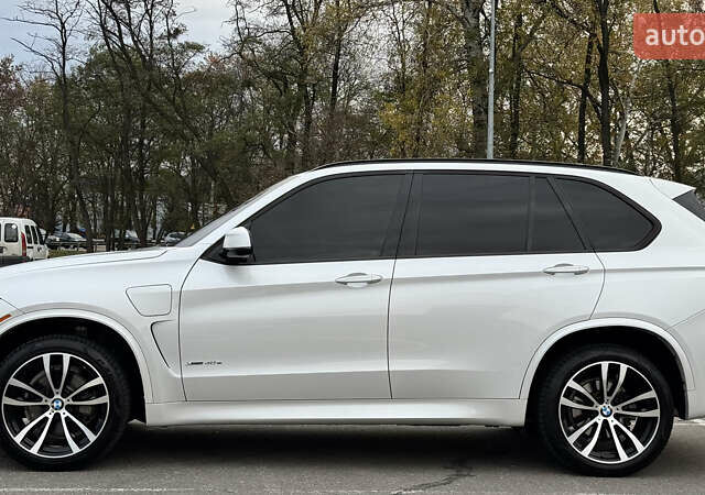 Білий БМВ Х5, об'ємом двигуна 2 л та пробігом 162 тис. км за 27900 $, фото 3 на Automoto.ua
