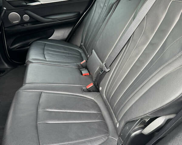 Белый БМВ Х5, объемом двигателя 2.99 л и пробегом 234 тыс. км за 31700 $, фото 9 на Automoto.ua